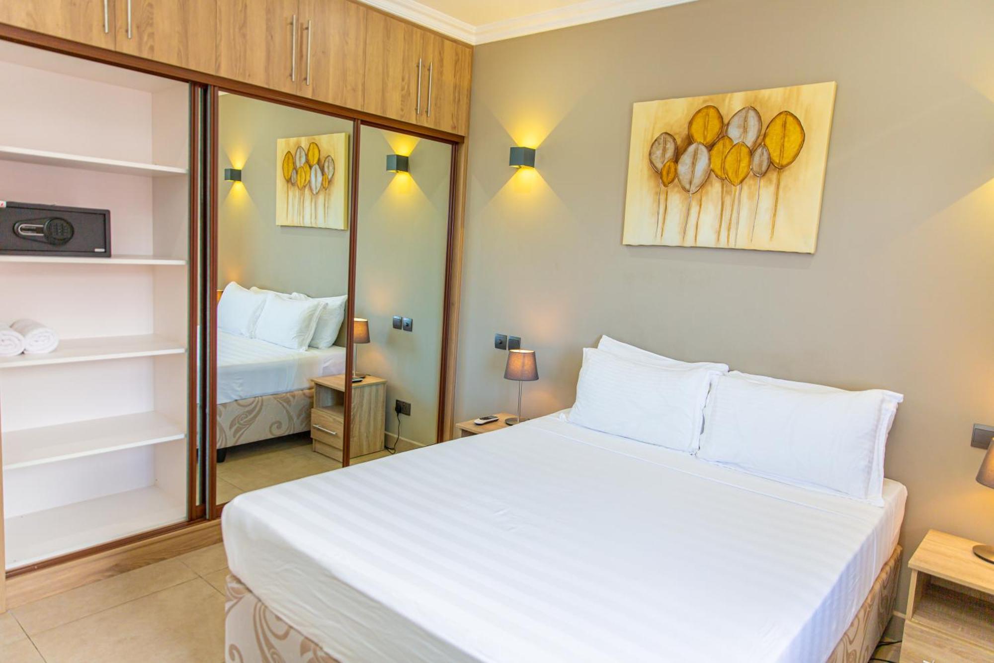 B Holiday Apartments Бо-Валлон Екстер'єр фото